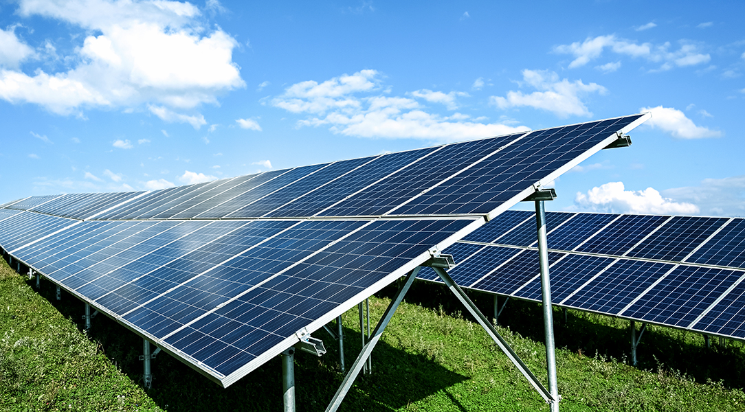 CleanEnergy-1345783531-Header_1084x600 CleanEnergy-1345783531-Header_1084x600